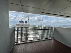 J Gateway (D22), Condominium #445588171